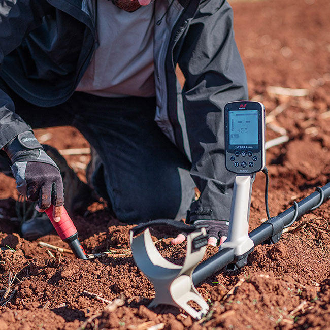 Détecteur Minelab X-Terra Elite - Expedition pack